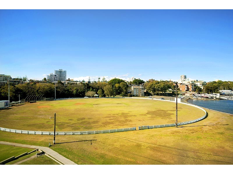 10/8  Deeban Walk, Cronulla NSW 2230