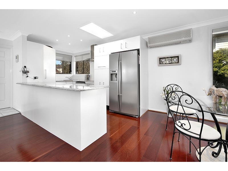 2 Seaview Street, Cronulla NSW 2230