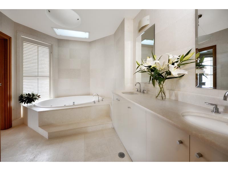24 The Esplanade, Cronulla NSW 2230