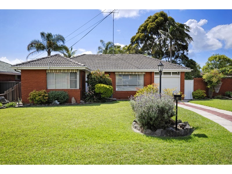 6 Vista Heights Rd, Miranda NSW 2228