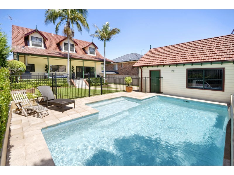 27 Lynch Avenue, Caringbah South NSW 2229