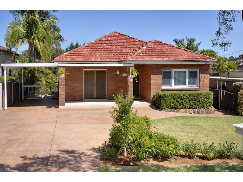 43 Oak Road, Kirrawee NSW 2232