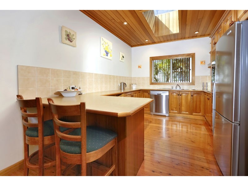 43 Oak Road, Kirrawee NSW 2232