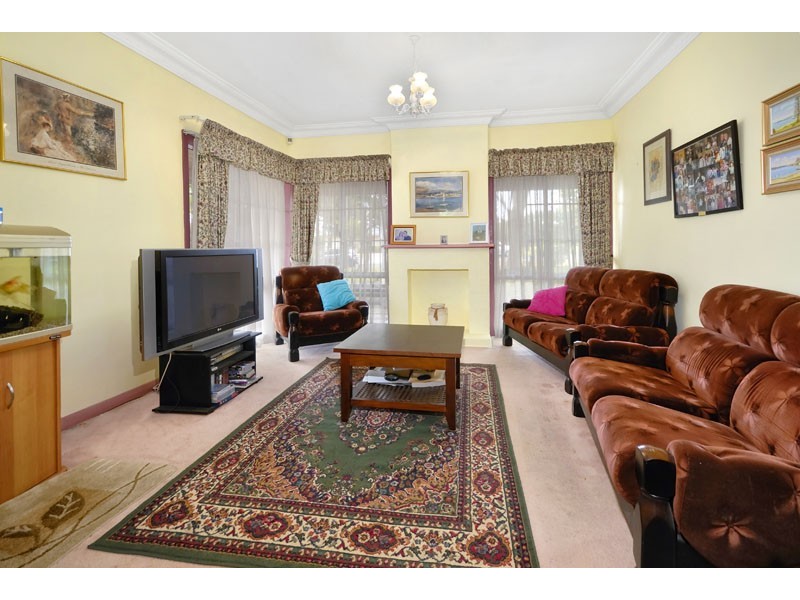 22 Old Taren Point Road, Taren Point NSW 2229
