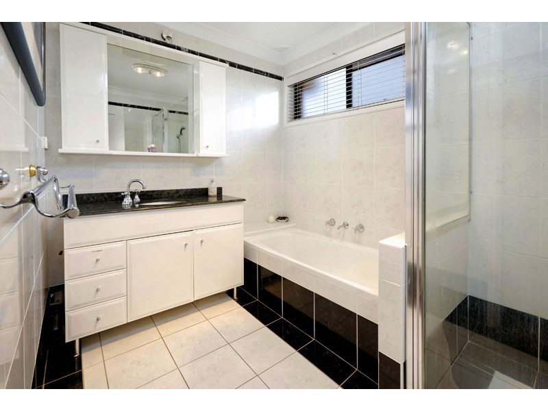 95 Bunarba Road, Gymea Bay NSW 2227