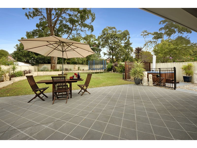 122 Caringbah Rd, Caringbah NSW 2229
