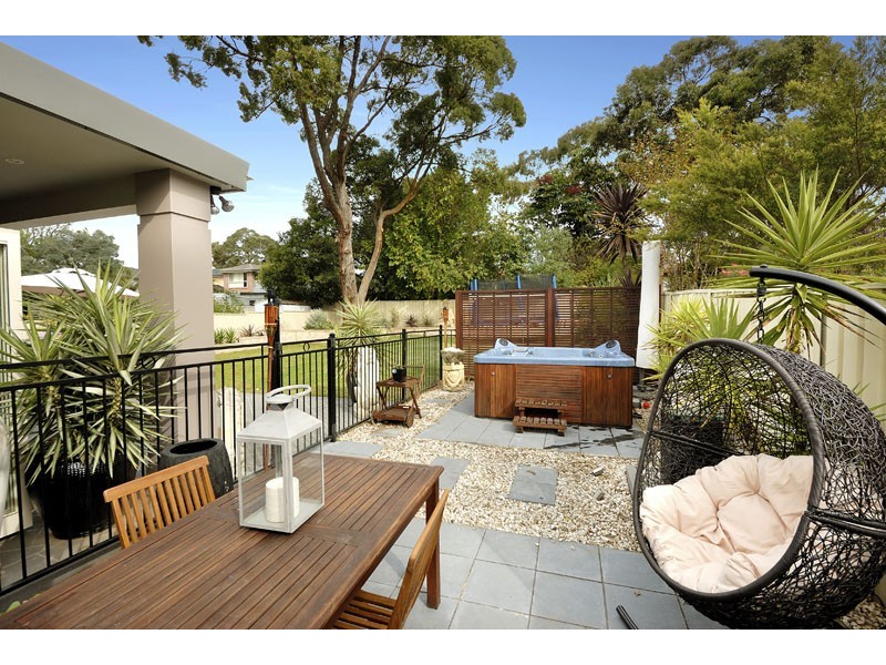 122 Caringbah Rd, Caringbah NSW 2229