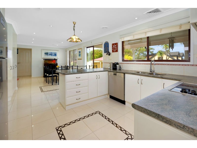 95 Bunarba Road, Gymea Bay NSW 2227