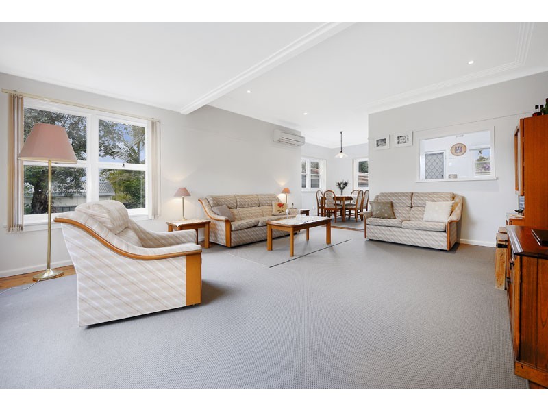 28 Taronga Parade, Caringbah NSW 2229