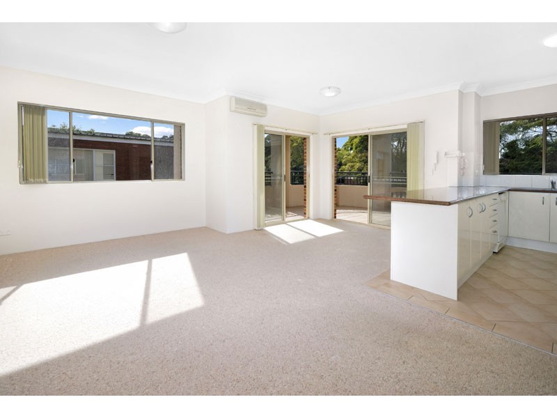 8/398-400 Port Hacking Road, Caringbah NSW 2229