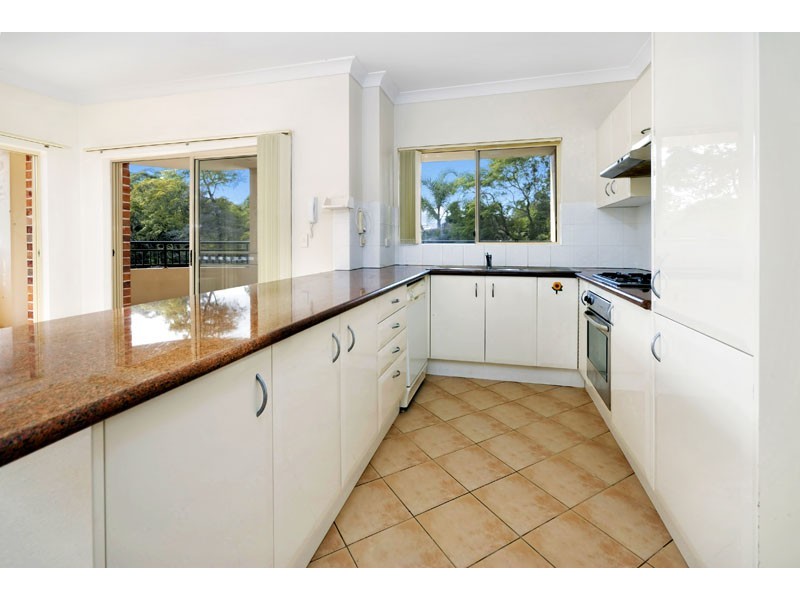 8/398-400 Port Hacking Road, Caringbah NSW 2229