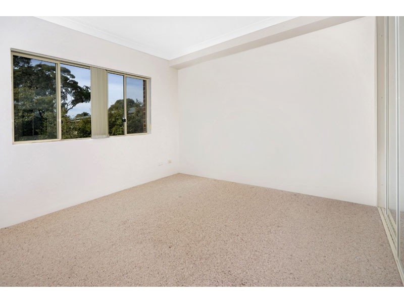 8/398-400 Port Hacking Road, Caringbah NSW 2229