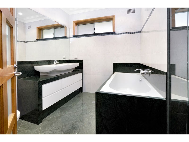 5 Coolangatta Avenue, Burraneer NSW 2230