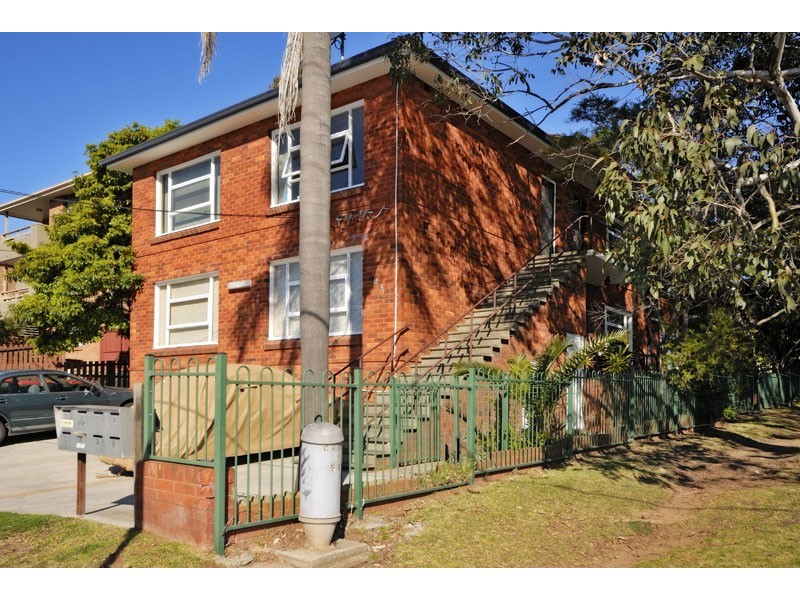 2/24 Ocean Street, Cronulla NSW 2230