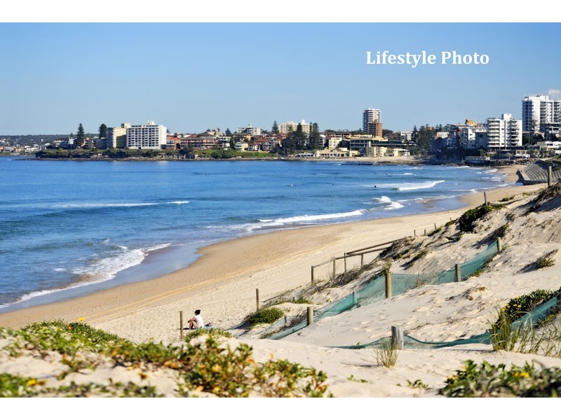 2/24 Ocean Street, Cronulla NSW 2230