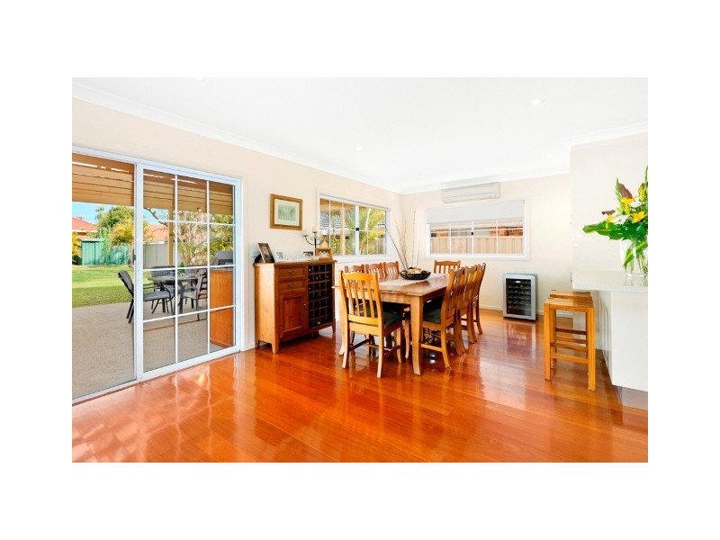 8 Alice Street, Caringbah South NSW 2229