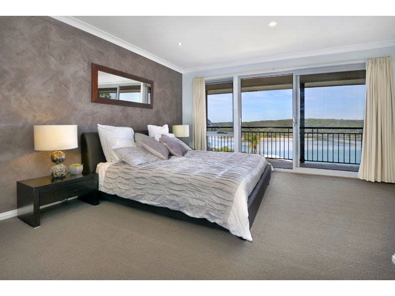 15 Sandbar Place, Lilli Pilli NSW 2229