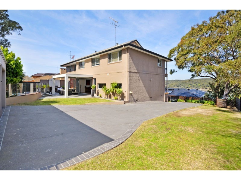 15 Sandbar Place, Lilli Pilli NSW 2229