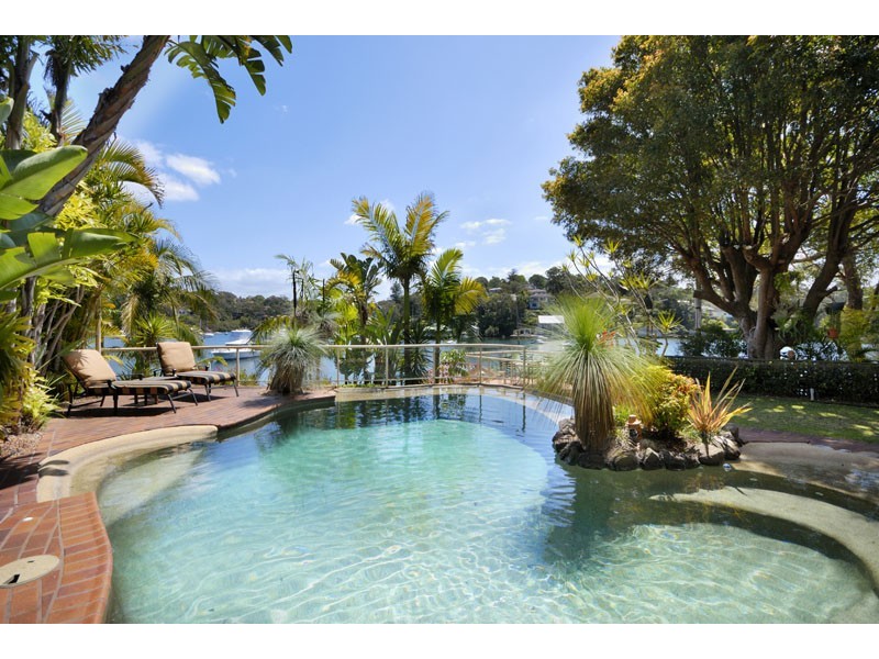 11 Baliga Avenue, Caringbah South NSW 2229