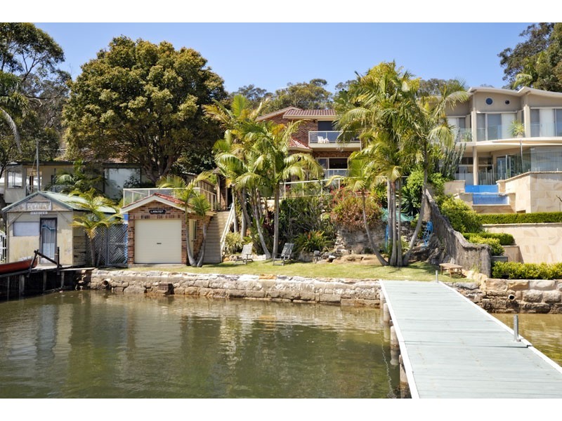 11 Baliga Avenue, Caringbah South NSW 2229