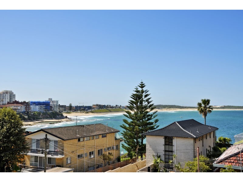 10/4-8 Mentone Avenue, Cronulla NSW 2230