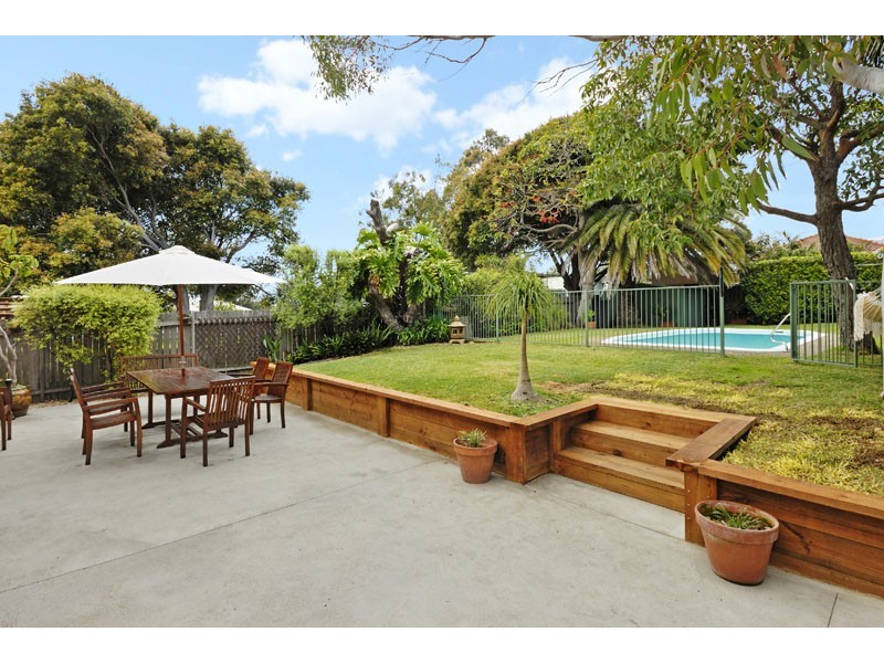 4 Trevellyan Street, Cronulla NSW 2230