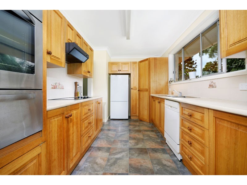 1 Teak Place, Miranda NSW 2228