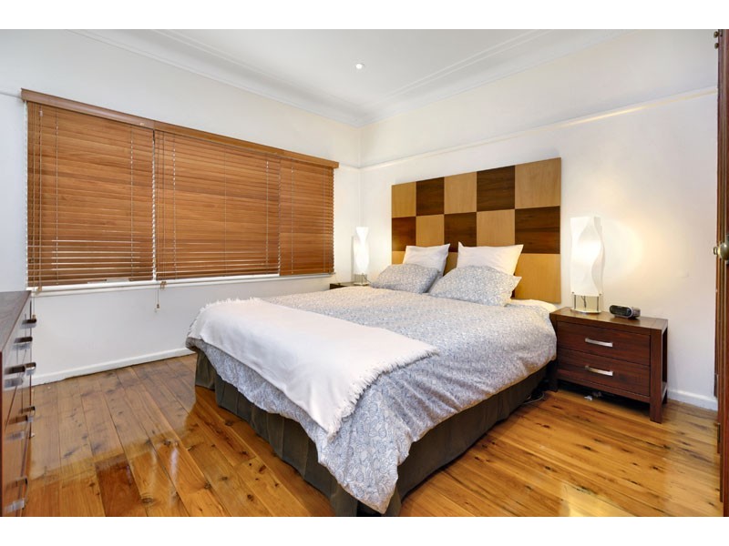 25 Raglan Road, Miranda NSW 2228