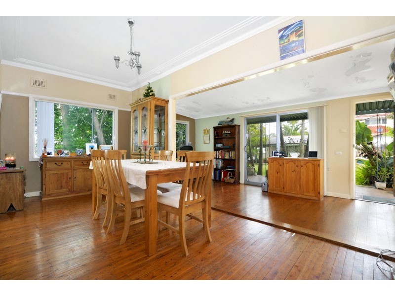 32 Raleigh Avenue, Caringbah NSW 2229