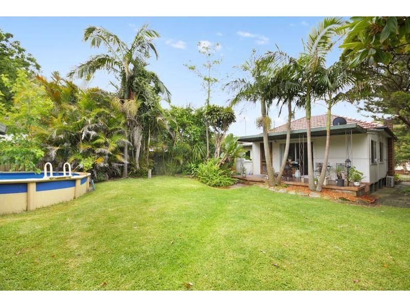 32 Raleigh Avenue, Caringbah NSW 2229