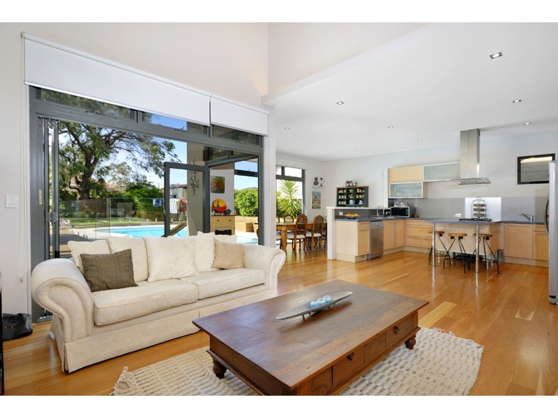 11 Oaks Street, Cronulla NSW 2230