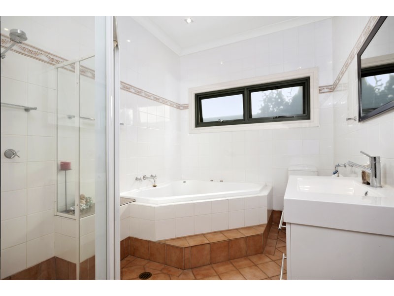 11 Oaks Street, Cronulla NSW 2230