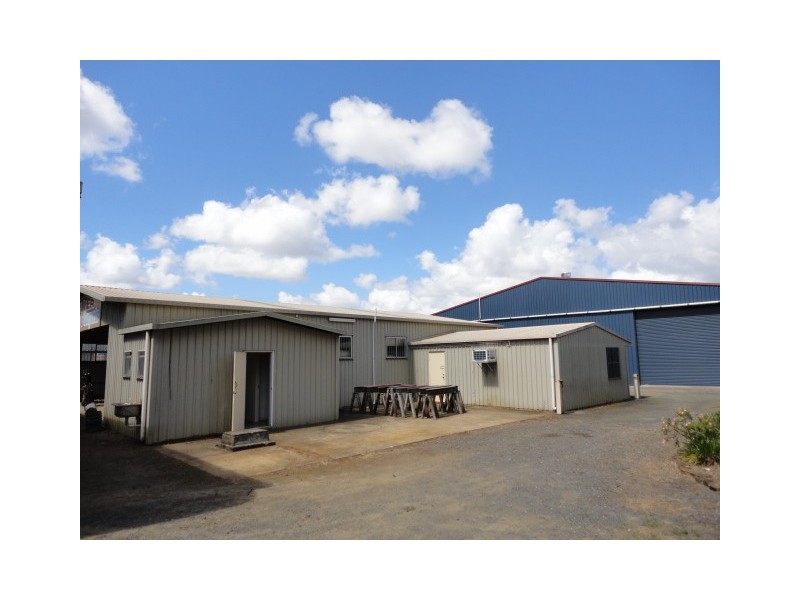 35a and 35b Centenary Pl, Logan Village QLD 4207