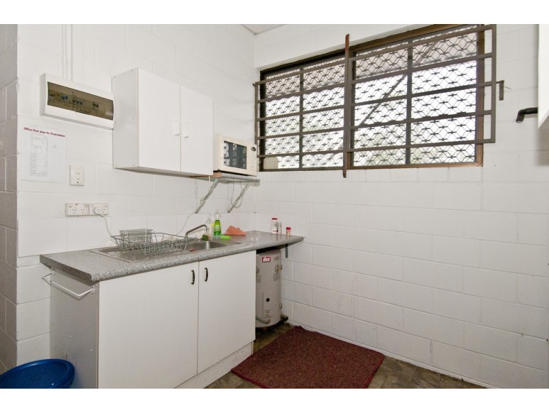 Units 1 and 2/19 Barklya Place, Marsden QLD 4132