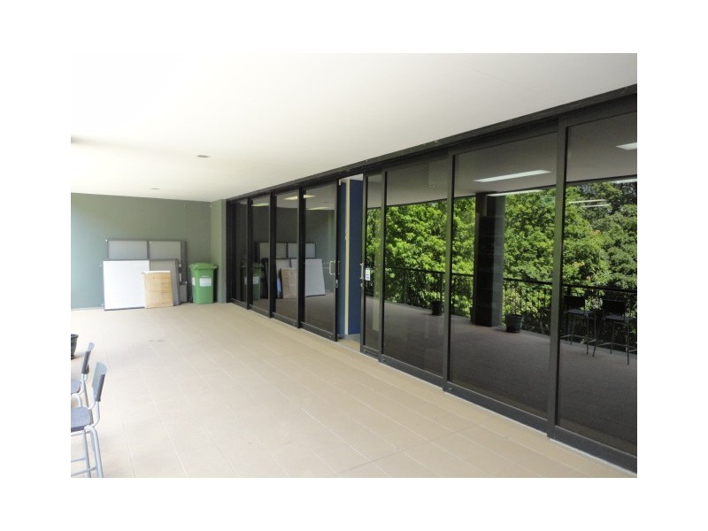 2/3970 Pacific Highway, Loganholme QLD 4129