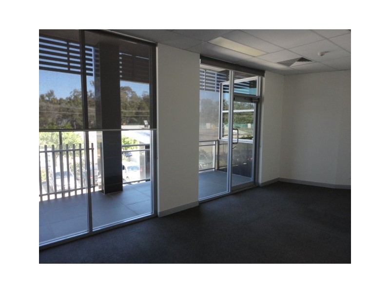 13and14 / 3990 Pacific Highway, Loganholme QLD 4129