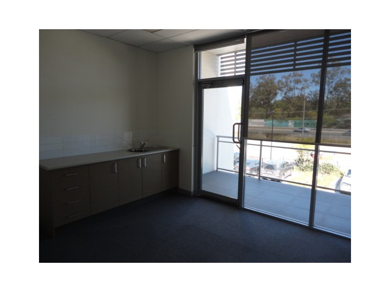 13and14 / 3990 Pacific Highway, Loganholme QLD 4129