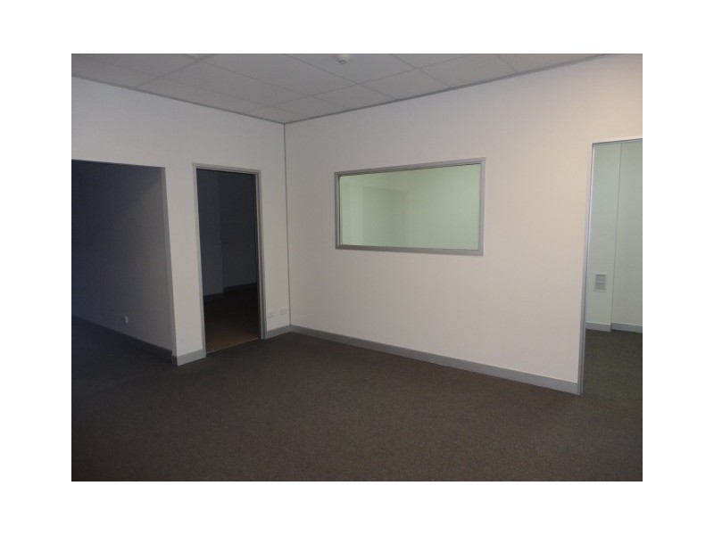 13/3990 Pacific Highway, Loganholme QLD 4129