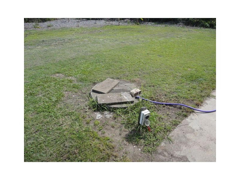 8 CABBAGE TREE POINT ROAD, Steiglitz QLD 4207