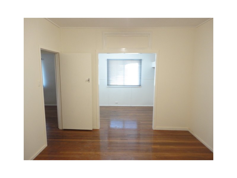 8 CABBAGE TREE POINT ROAD, Steiglitz QLD 4207