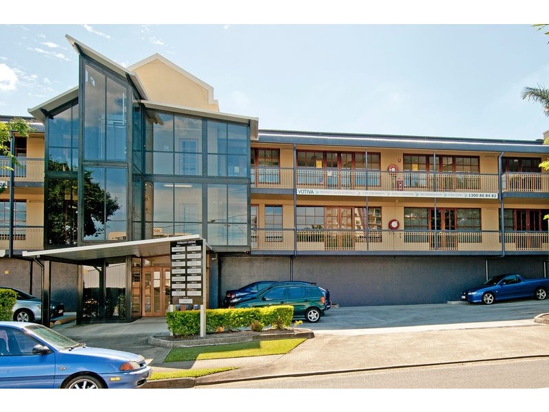 Unit 15/6 Vanessa Boulevard, Springwood QLD 4127