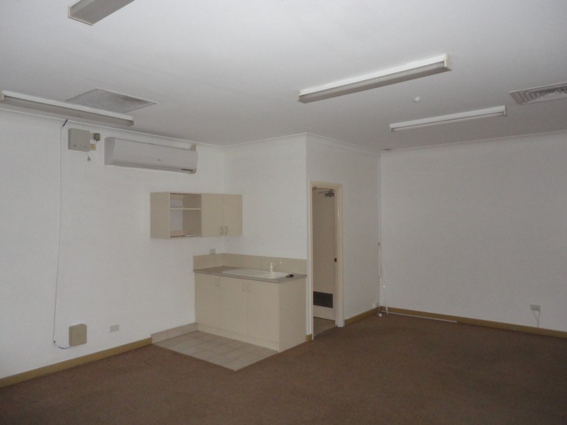 1 and 2/12 Vanessa Blvd, Springwood QLD 4127