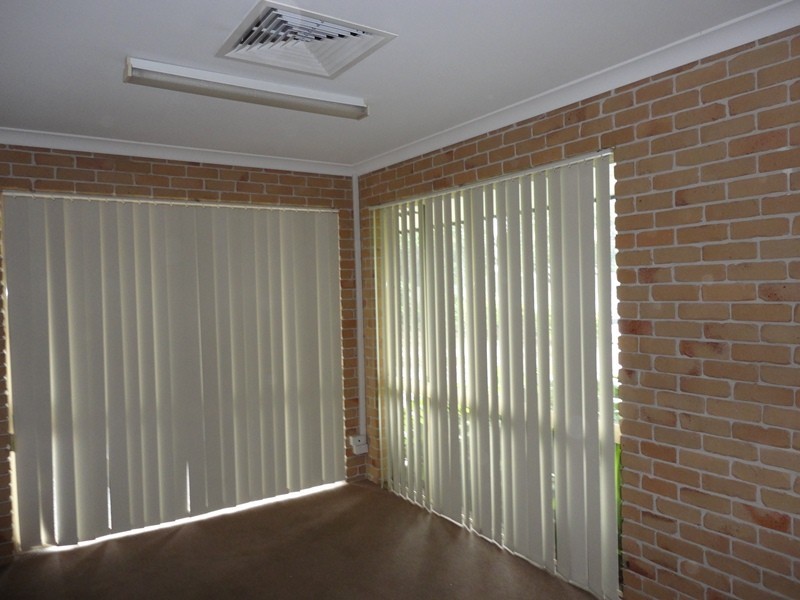 1 and 2/12 Vanessa Blvd, Springwood QLD 4127