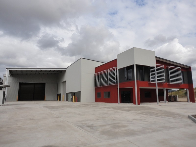 18 Lions Park Road, Yatala QLD 4207