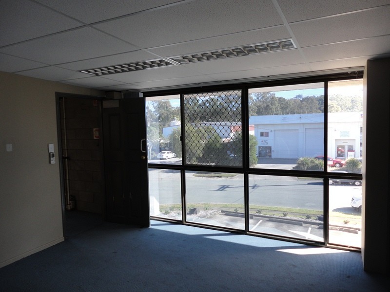 Unit 3/102 Harburg Drive, Beenleigh QLD 4207