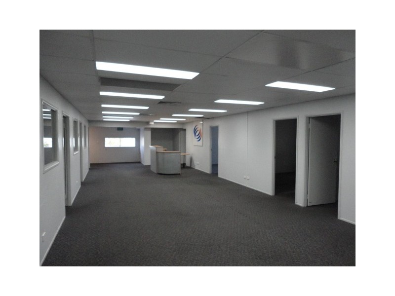 1/9 Supply Crt, Arundel QLD 4214