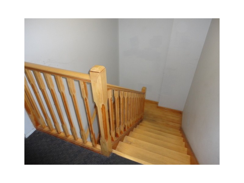 1/9 Supply Crt, Arundel QLD 4214