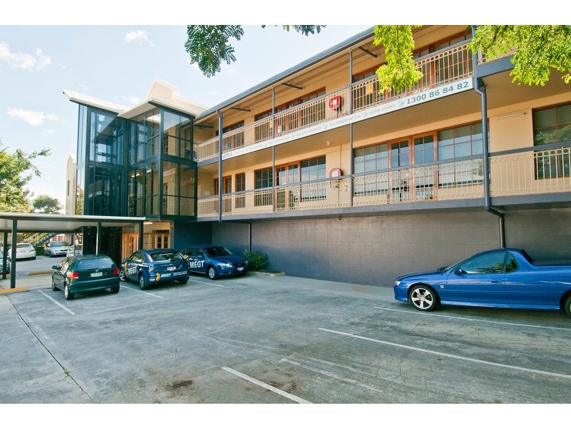 13/6 Vanessa Blvd, Springwood QLD 4127