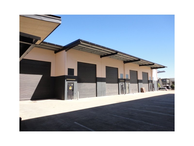 Unit 6/13 Commerce Circuit, Yatala QLD 4207