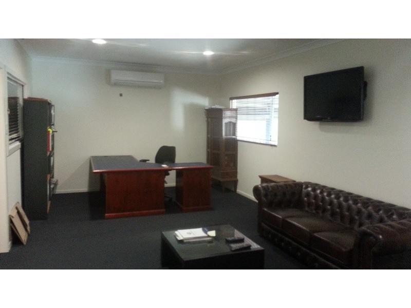 Crestmead QLD 4132